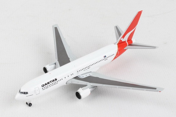 Herpa Qantas 767 200 1/500 Centenary  HE534383