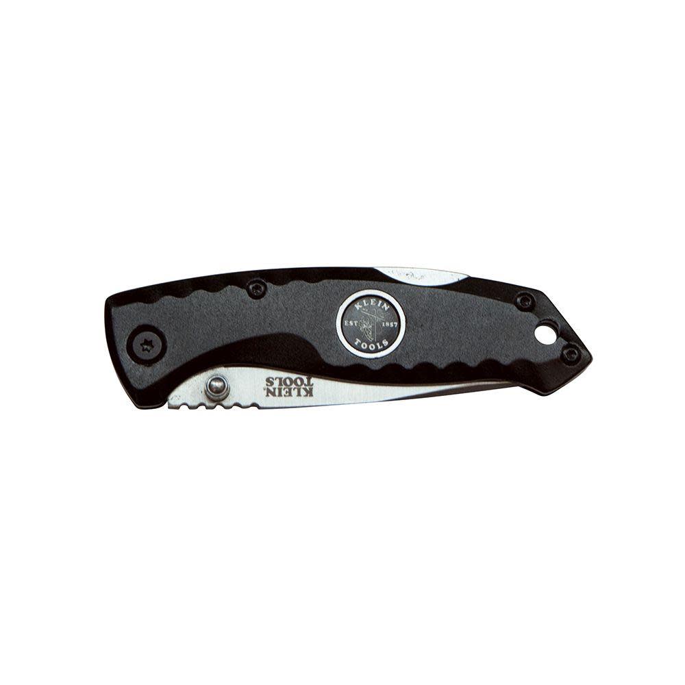 Compact Pocket Knife