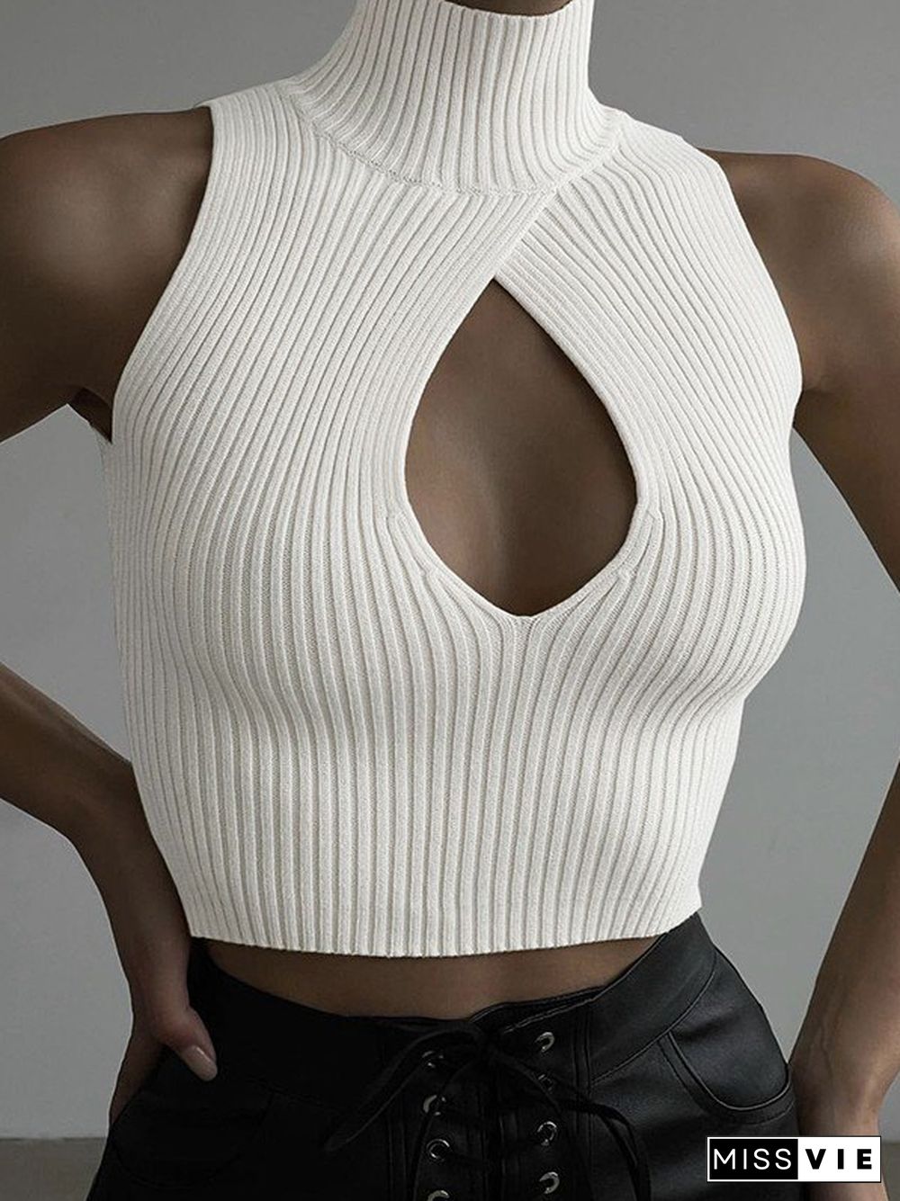 Cutout Turtleneck Ribbed Knit Cropped Tank Top