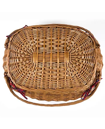 Picnic Time Red Highlander Picnic Basket