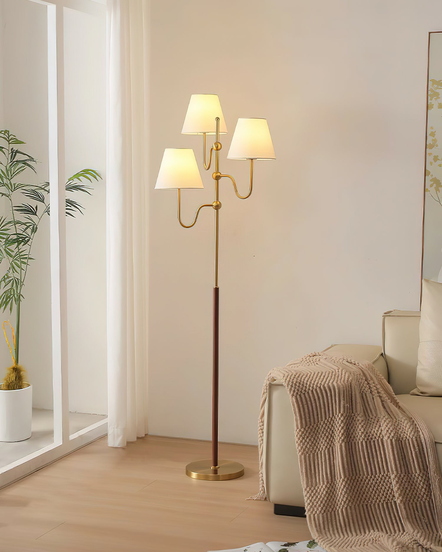 Serenade Floor Lamp