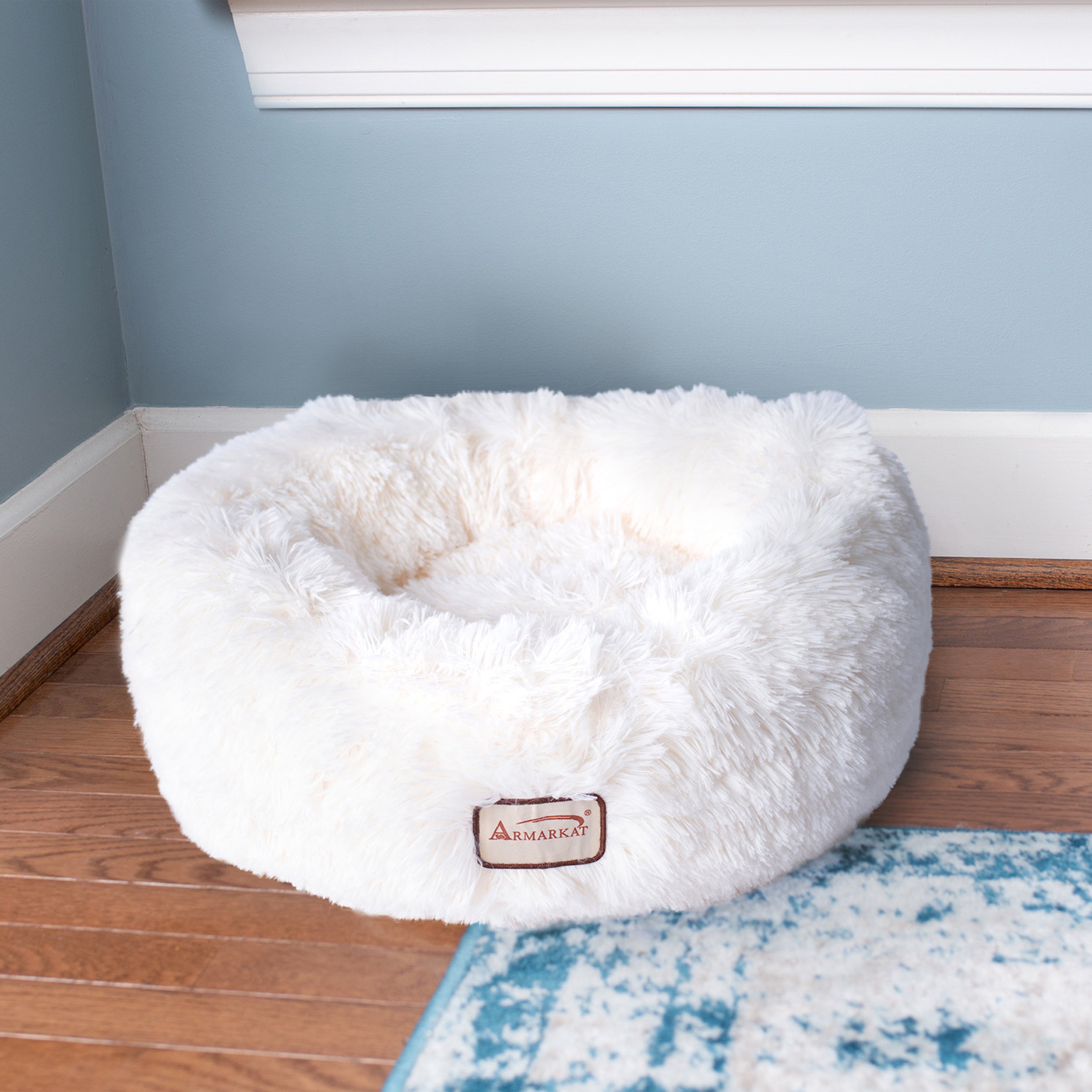 Armarkat Cuddle Bed Model C70NBS-M， Ultra Plush and Soft