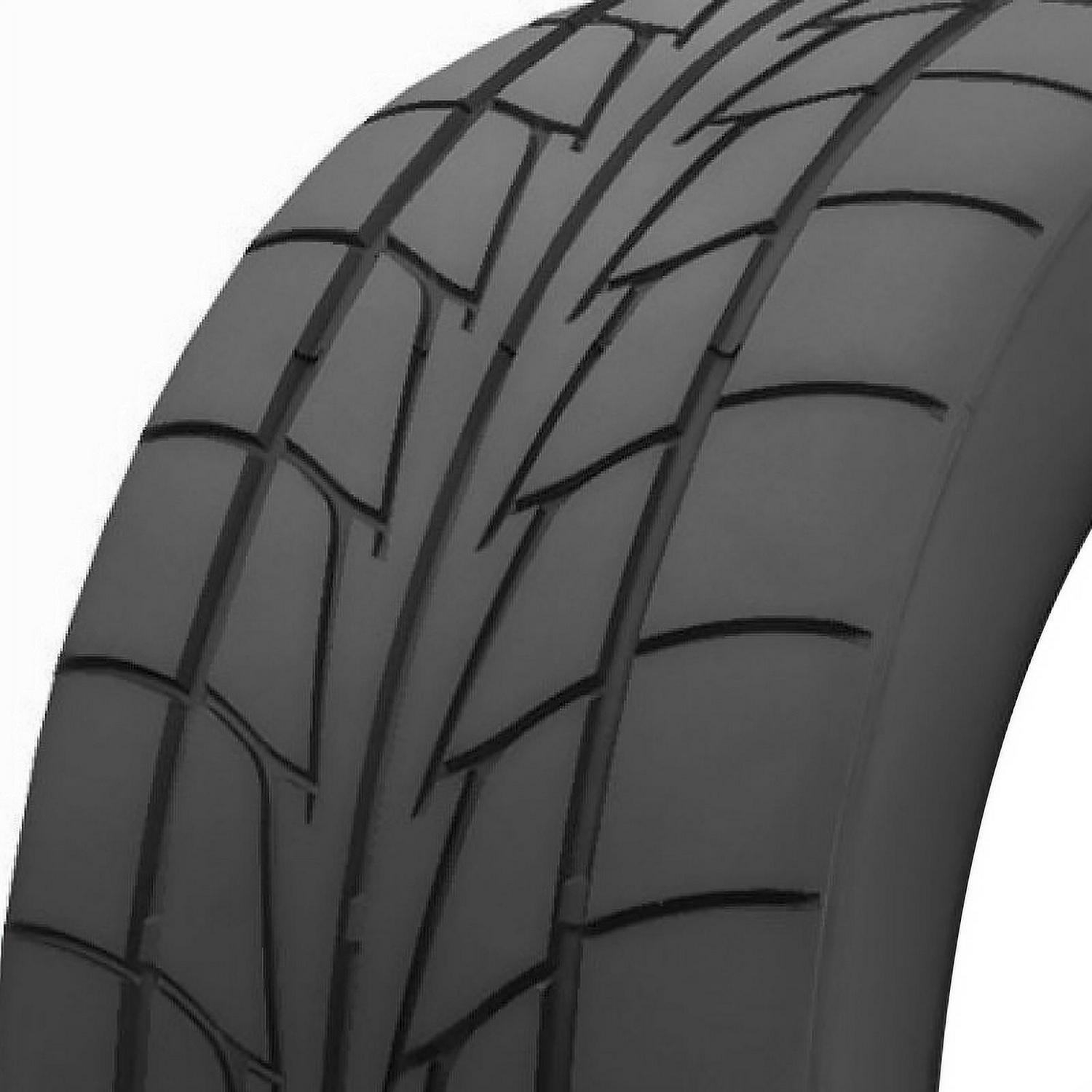 Nitto NT555R 275/40R20 102 V Tire