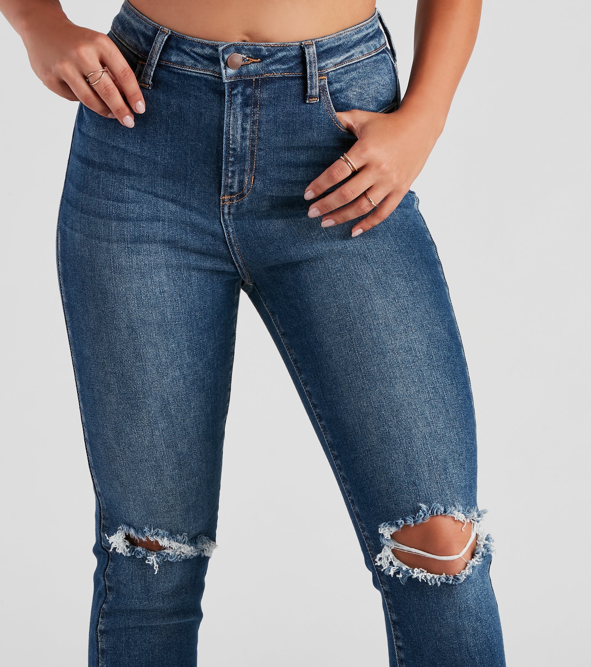 Trendy Distressed High-Rise Ankle Jeans