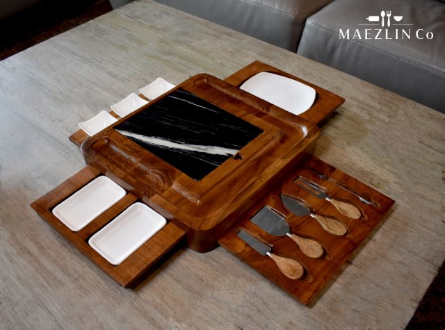 MaezlinCo Premium Acacia Wood Charcuterie Set with Marble Cutting Area， Ceramic Bowls and Cheese Knives