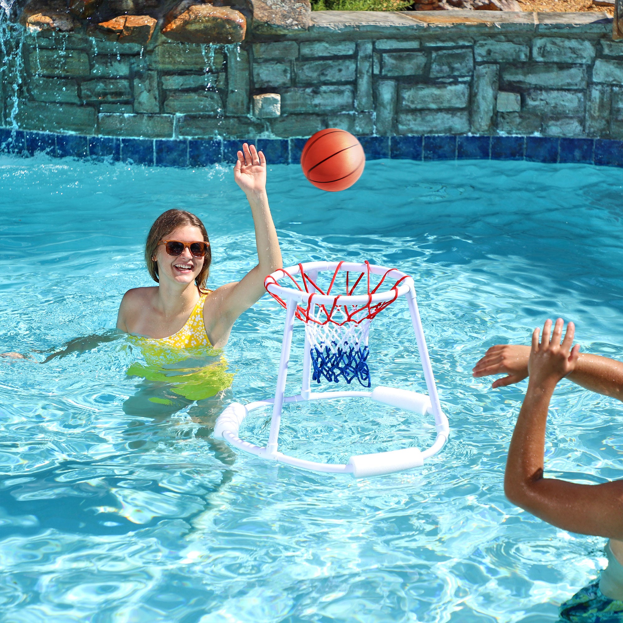 International Leisure Prod 9162SL Super Hoops Floating Basketball Game