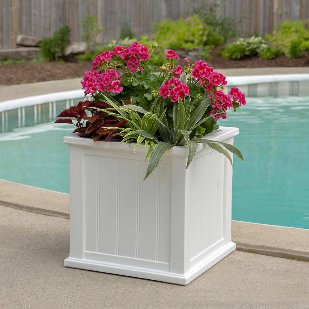 Mayne Cape Cod 20 in Square Self-Watering White Polyethylene Planter 4838-W