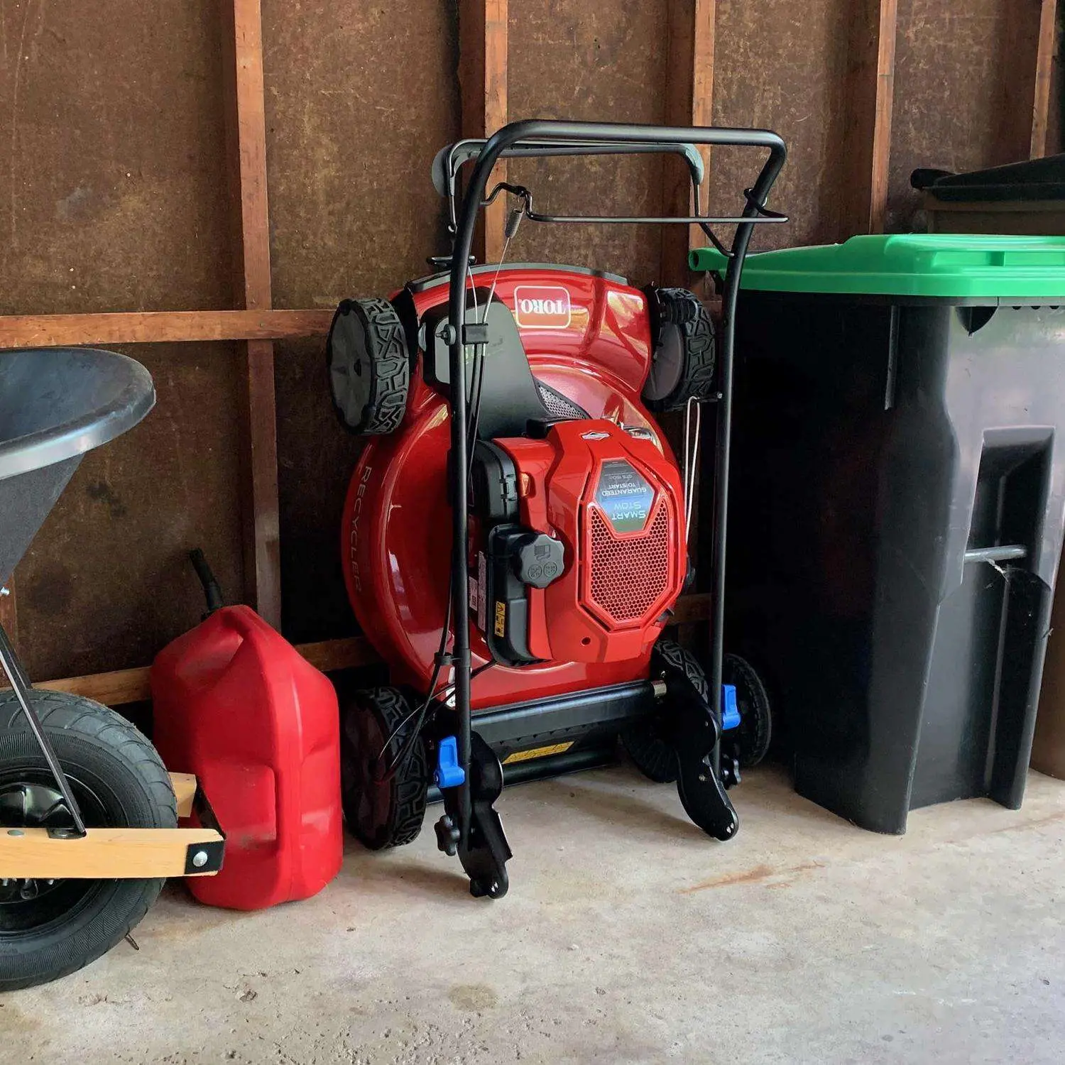 Toro 22 SmartStow Lawnmower