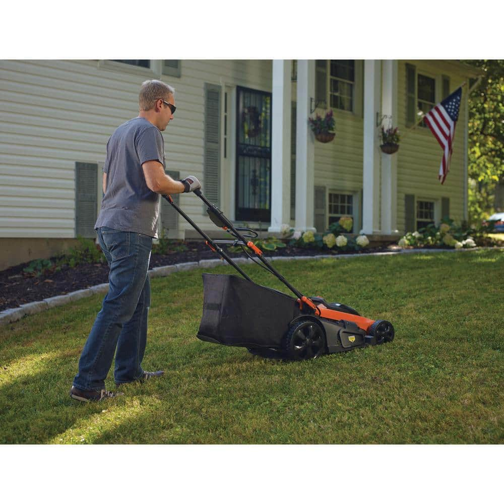 BLACK+DECKER 40V MAX 20 in. Battery Powered Walk Behind Push Lawn Mower with (3) 2Ah Batteries & Charger CM2043CLBX2040