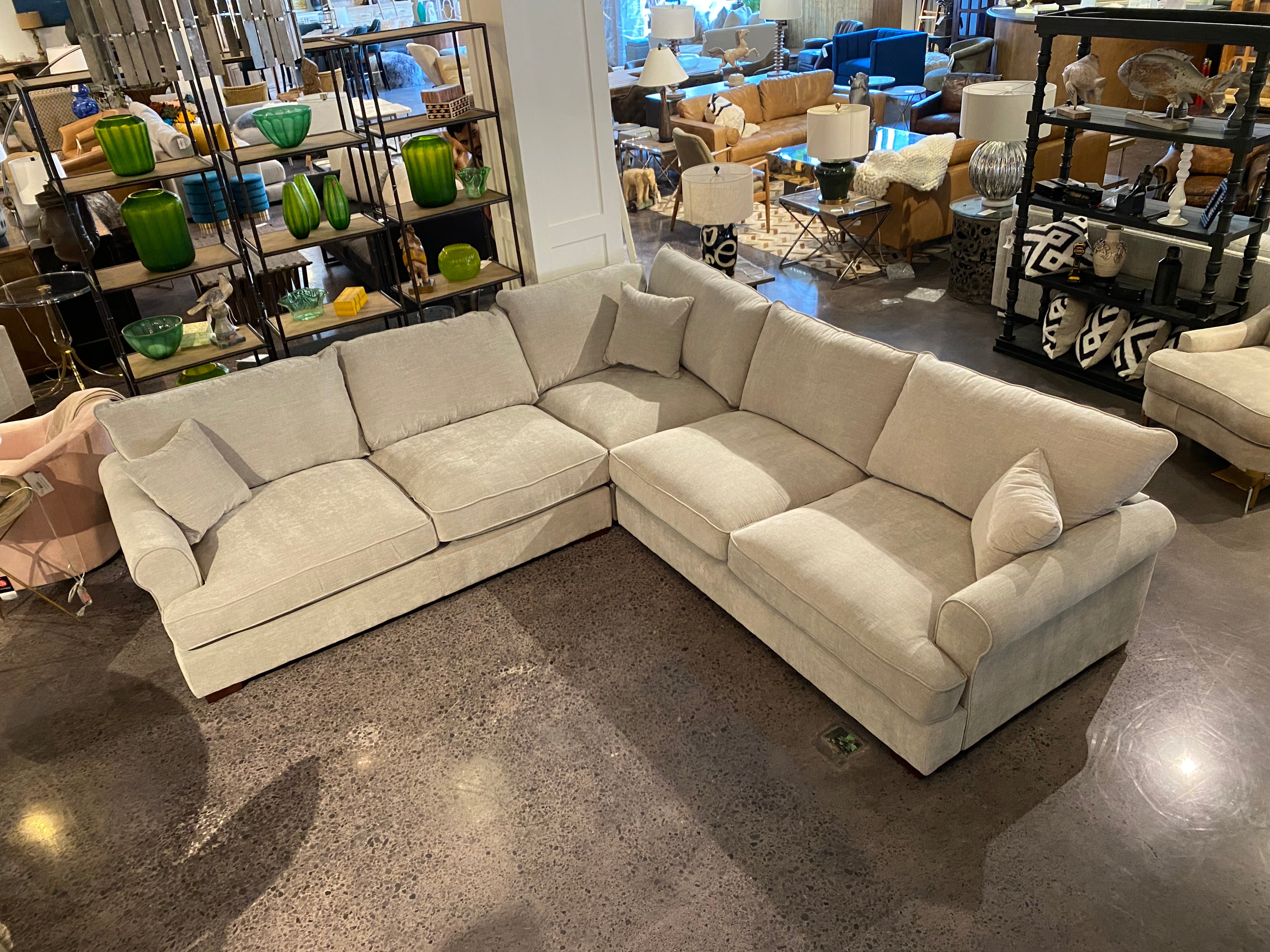 ARTHUR 3 PIECE SECTIONAL