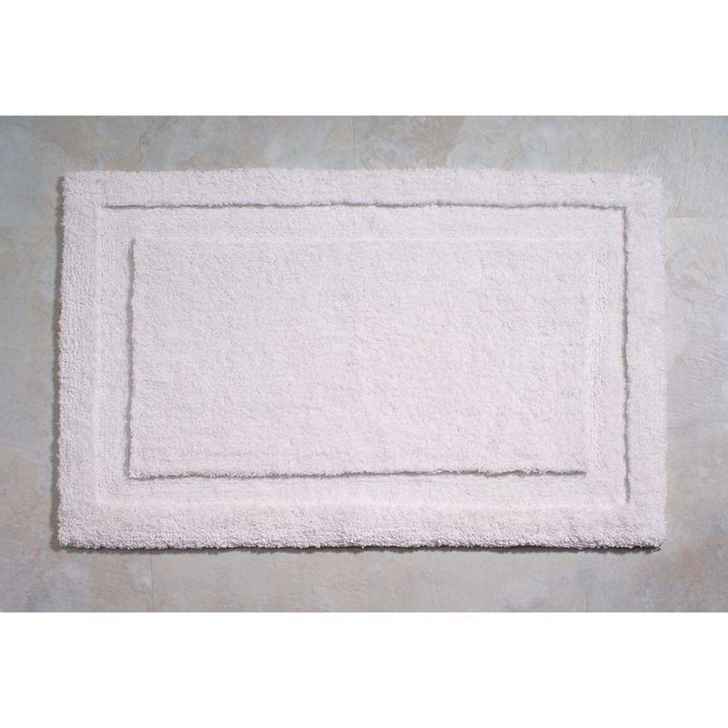 iDesign 34 in. L X 21 in. W White Microfiber Polyester Bath Spa Rug