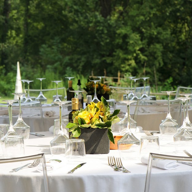 Round Tablecloth Polyester For Home Wedding Restaurant Party White