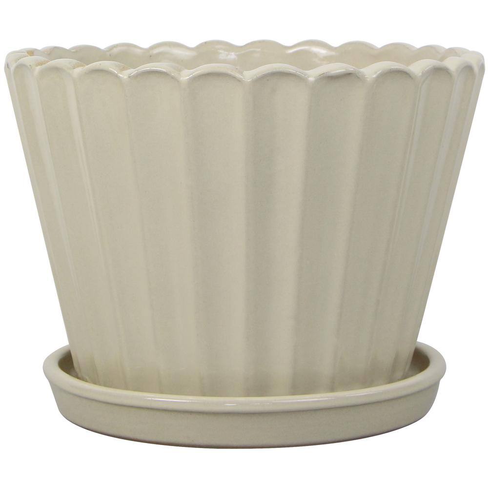 Trendspot 14 in. x 10.5 in. Fluted Scallop Ceramic Planter Cream HUCR02393S-14W