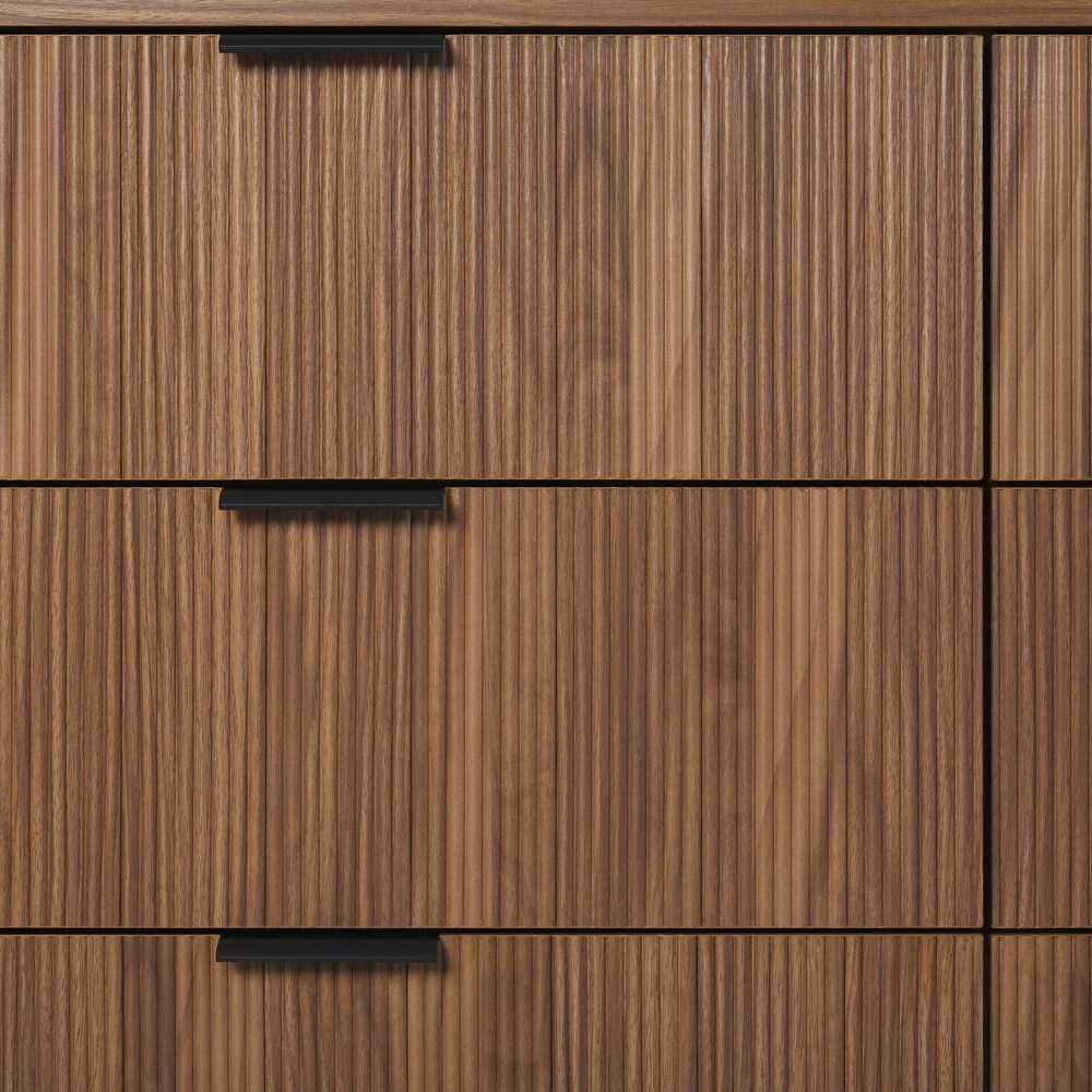 Middlebrook Designs Six Drawer Chest with Reeded Drawer Fronts
