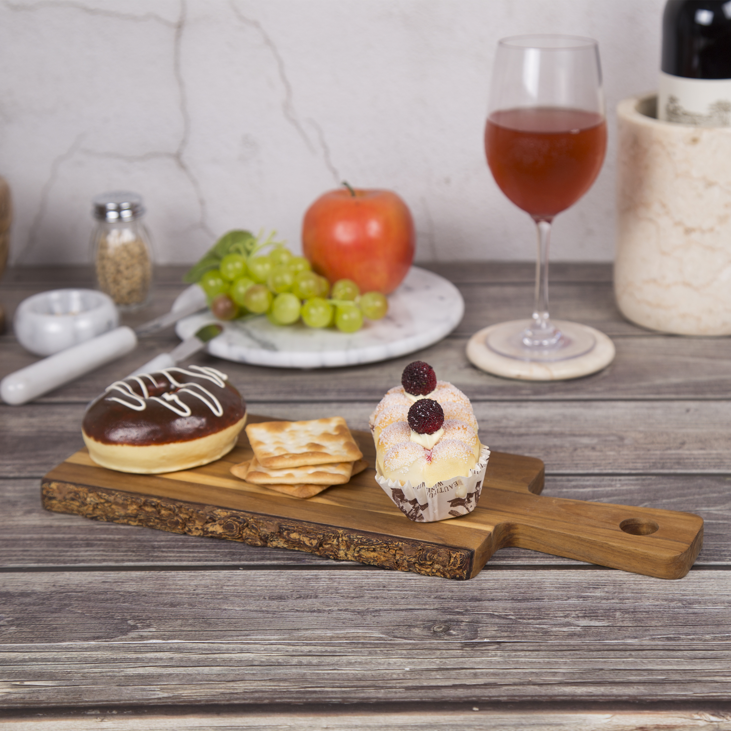 Creative Home Mahogany Wood Serving Board Cheese Paddle with One Side Natural Edge