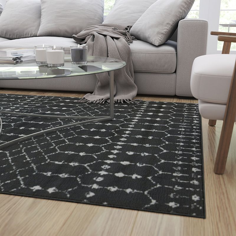 Merrick Lane Ivory Bohemian Low Pile Rug with Dark Gray Geometric Design - 5' x 7'