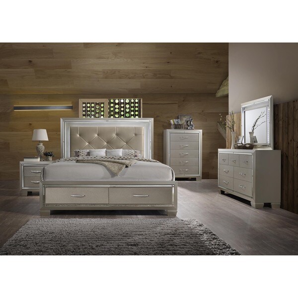 Silver Orchid Odette Glamour Queen Platform Storage 6-piece Bedroom Set - - 22751287