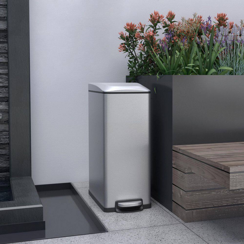 Innovaze 12.9 Gal.45-Liter Fingerprint Free Stainless Steel Slim Rectangular Kitchen Step-on Trash Can MGCS-AS1904