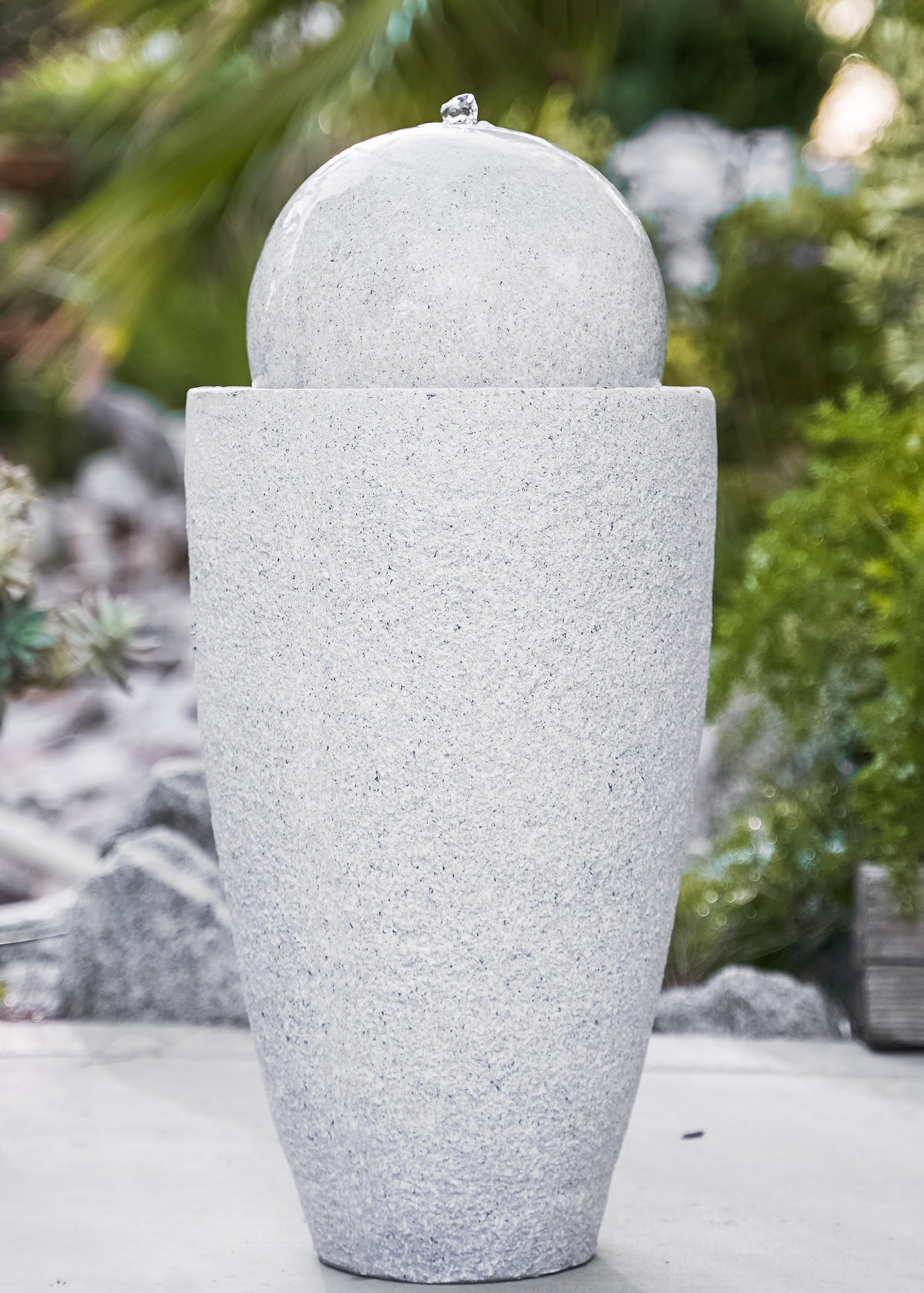 XBrand Modern Stone Textured Round Sphere Water Fountain w/LED Lights， Indoor Outdoor Décor， 25.6 Inch Tall， Grey