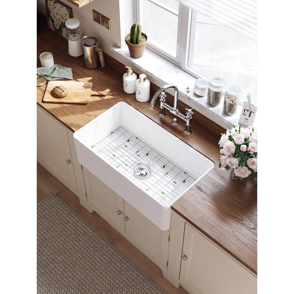 HOROW White Fireclay 33 in. Single Bowl Kitchen Sink Farmhouse Apron Front Kitchen Sink with Bottom Grid and Strainer HR-F3318S