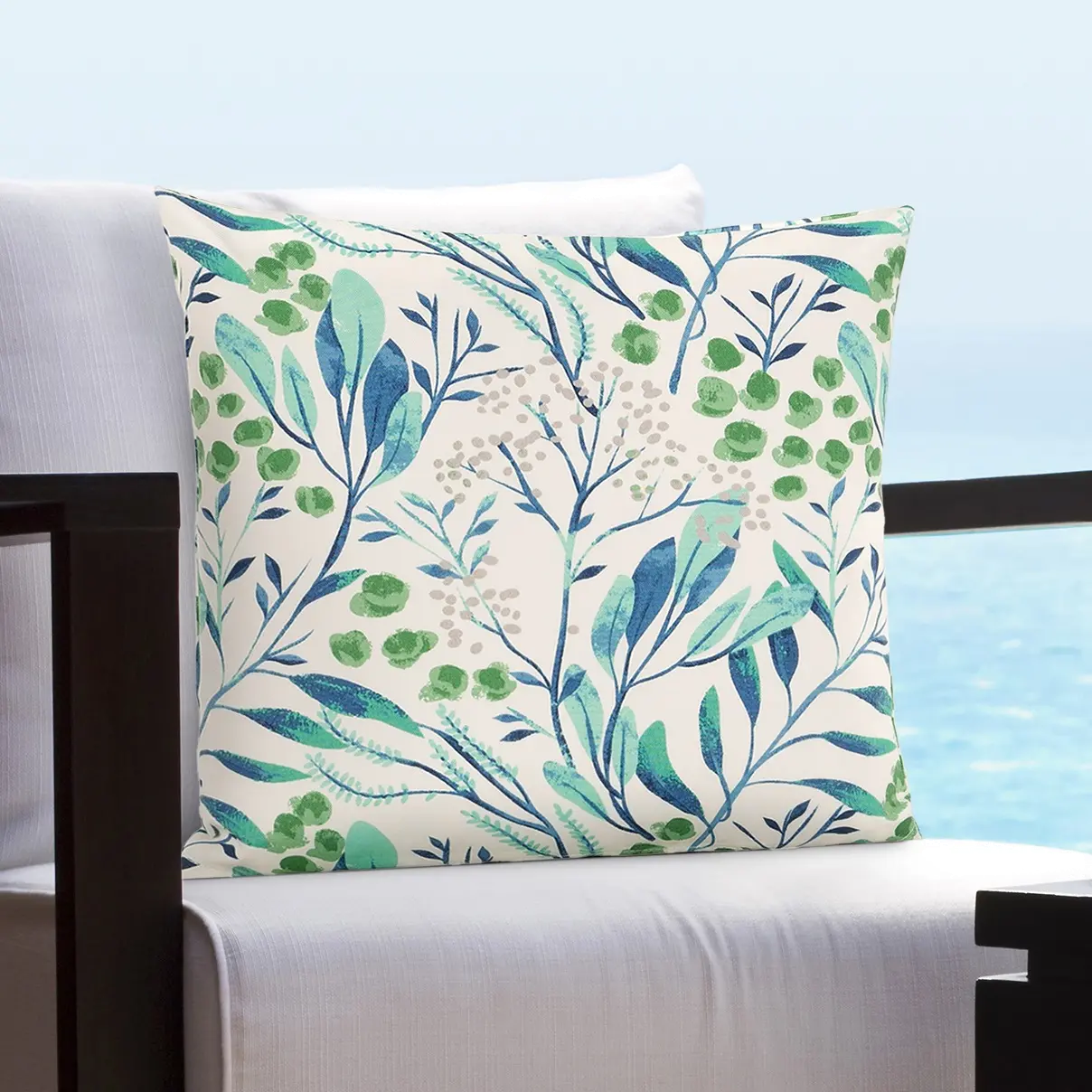 Barrier Reef Blue， Green Pillow