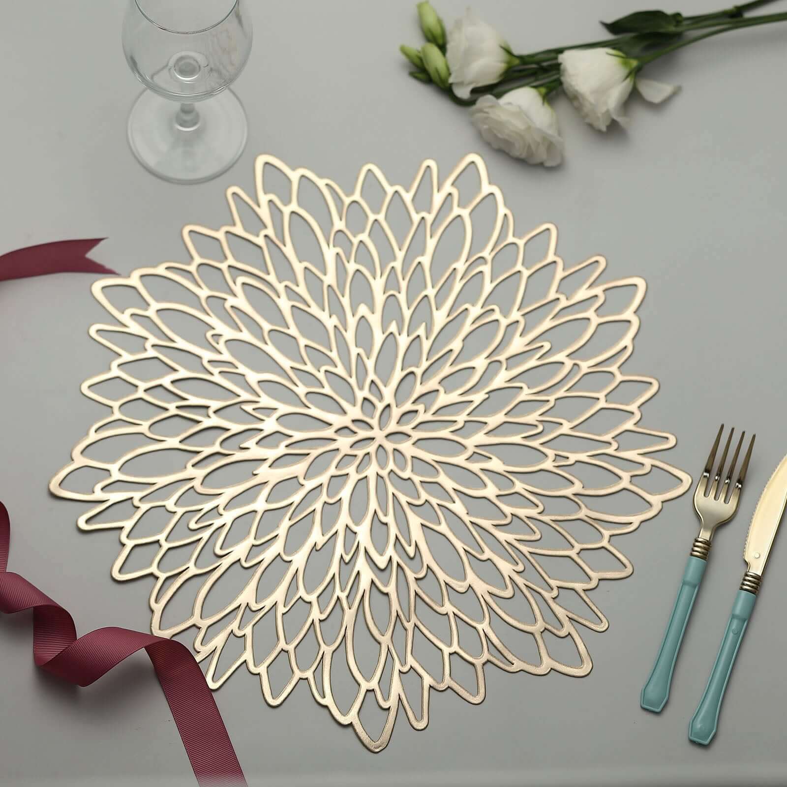 6 Pack Gold Decorative Floral Vinyl Placemats, Non-Slip Round Dining Table Mats 15