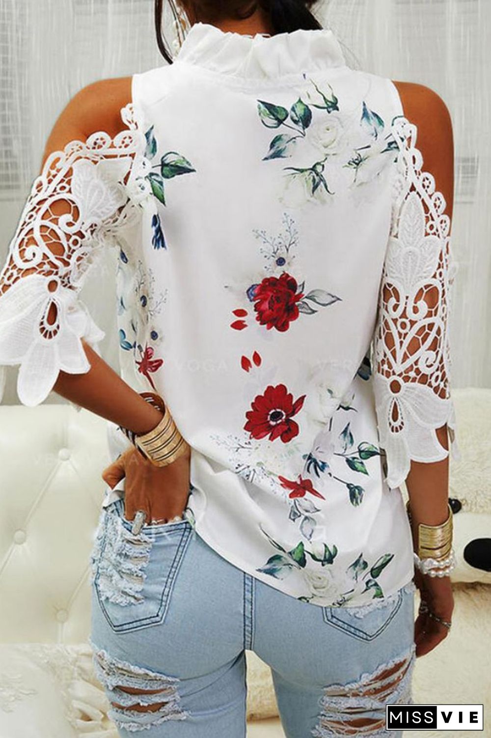 White Casual Print Hollowed Out V Neck T-Shirts