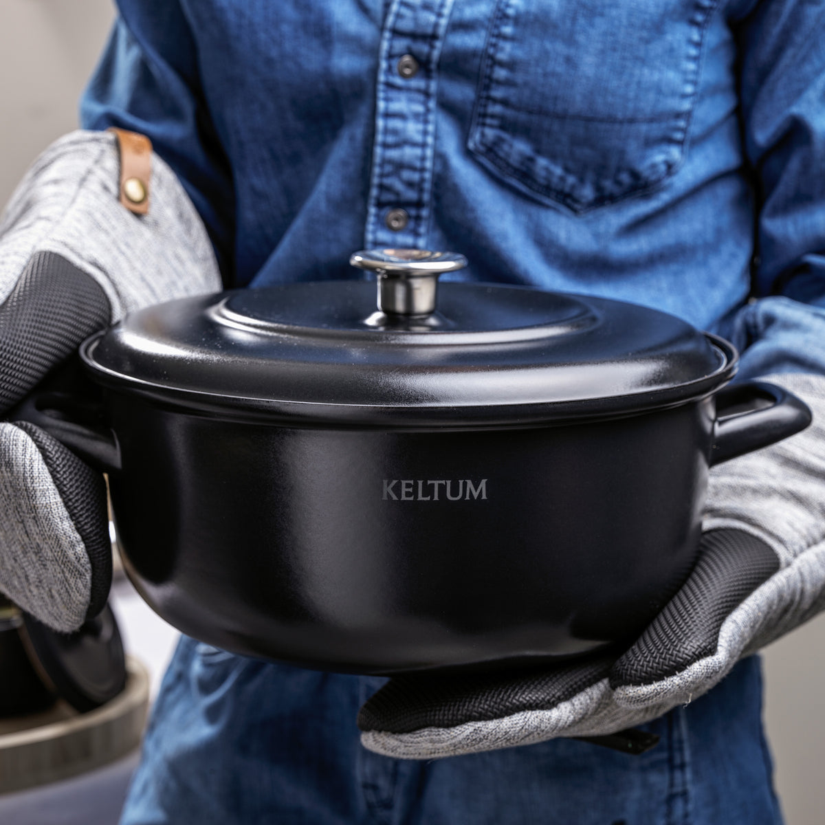 Keltum 5.3-Quart Dutch Oven | Black