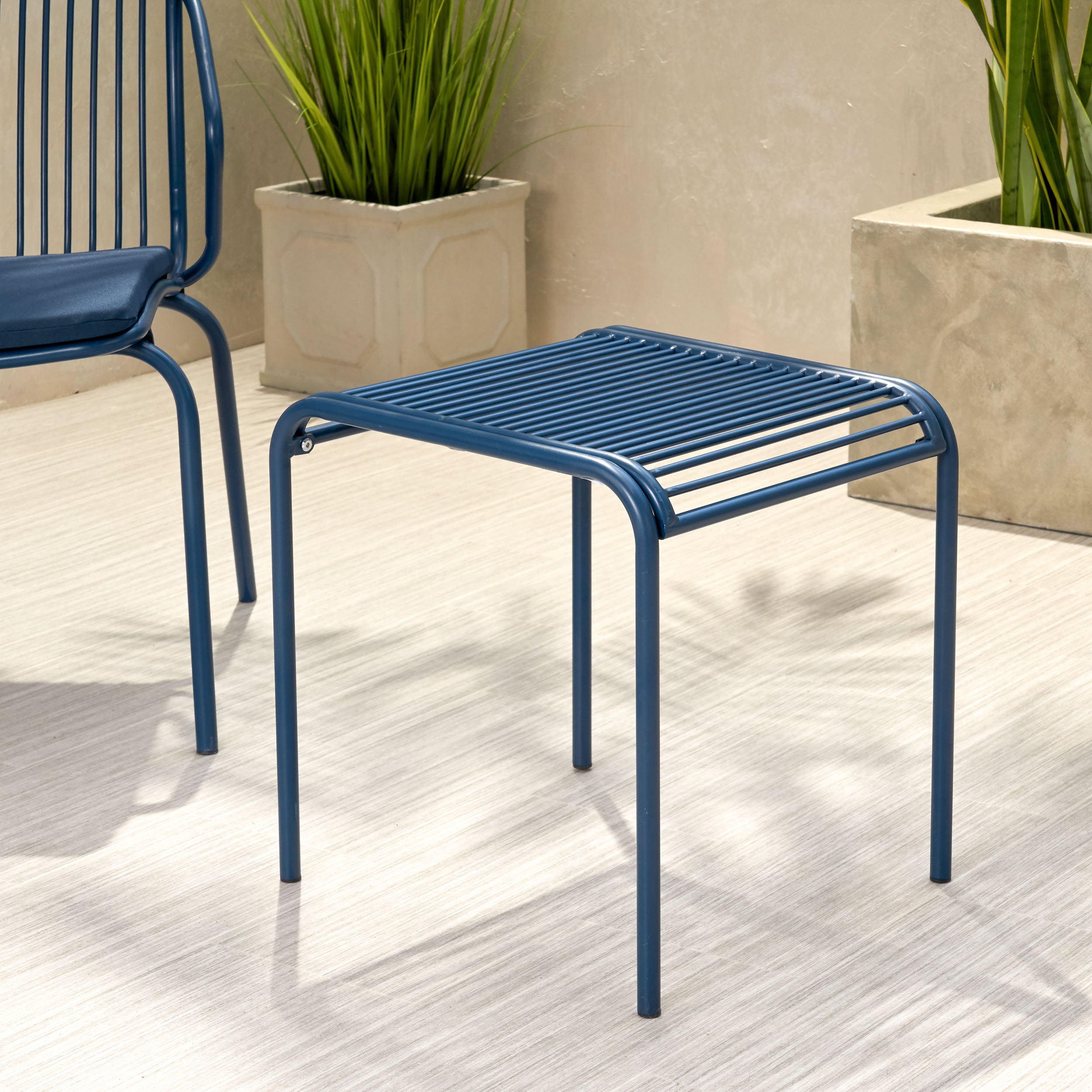 Emily Outdoor Modern Iron Side Table