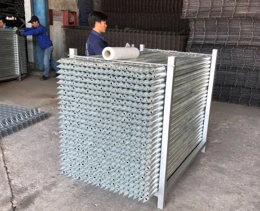 Wire Galvanized Steel Welded Mesh Panel Fences Galvanized Powder Coated High Durability Factory Direct Supply