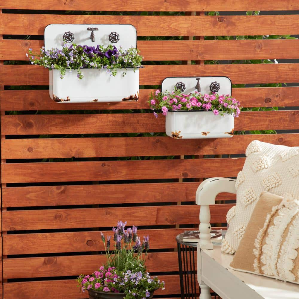 Litton Lane 13 in. Medium White Metal Indoor Outdoor Sink Wall Planter (2- Pack) 43748