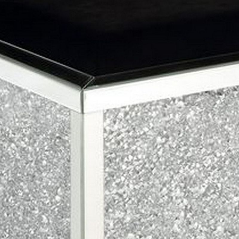 Mirrored Ottoman with Cushioned Seat and Faux Diamonds， Silver