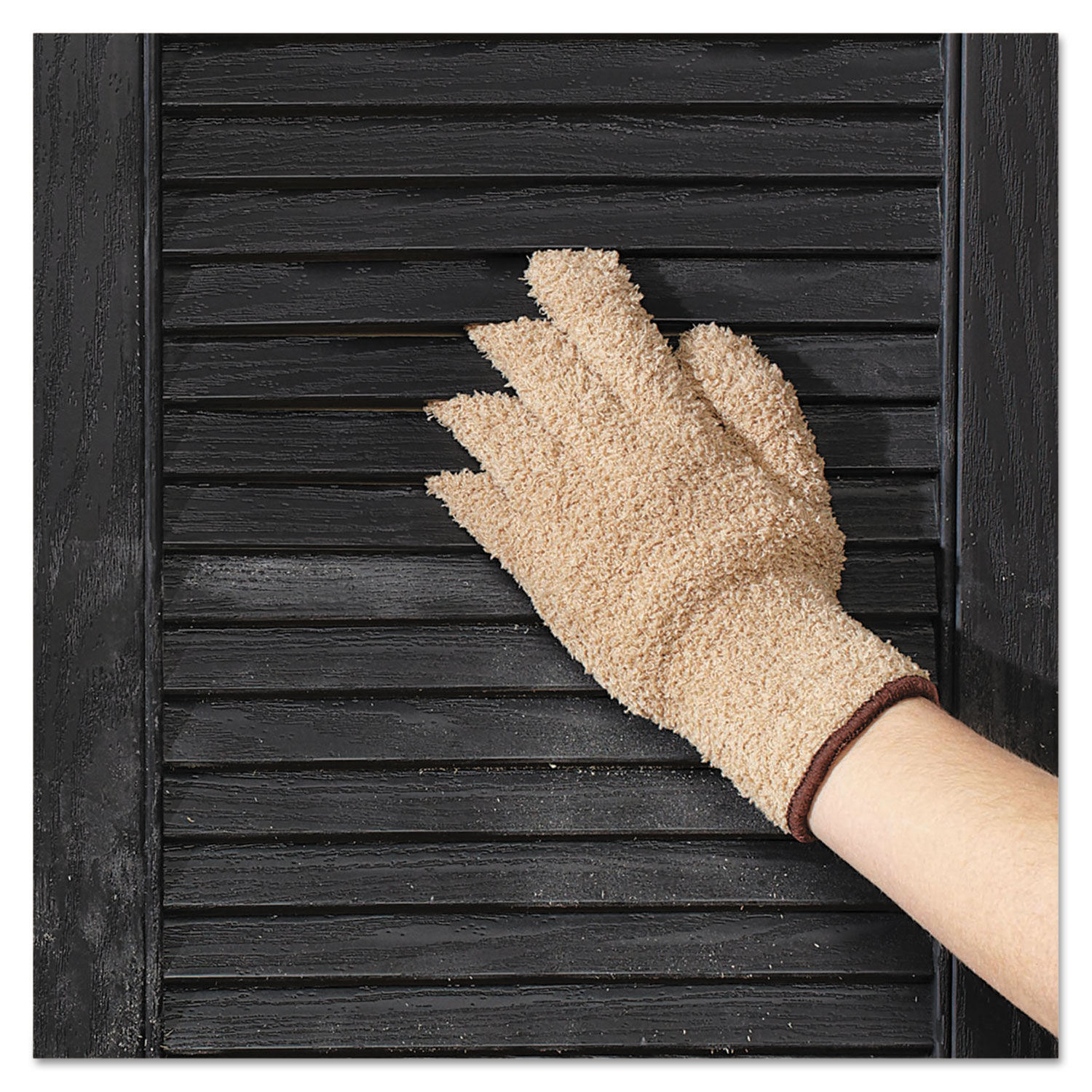 CleanGreen Microfiber Dusting Gloves by Master Casterandreg; MAS18040