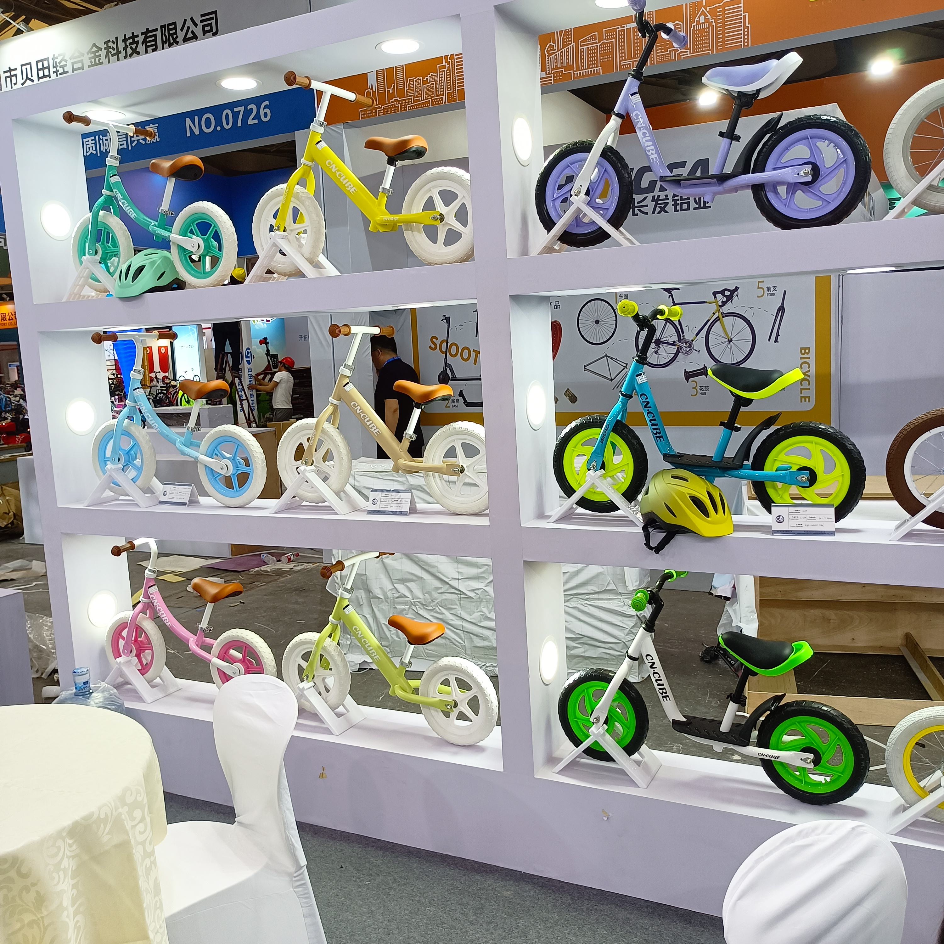 Factory direct sale balance bike children alloy kids balance bike bicycle