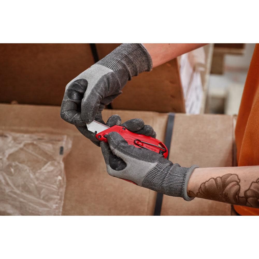 Milwaukee Compact Side Slide Utility Knife 48-22-1516 from Milwaukee