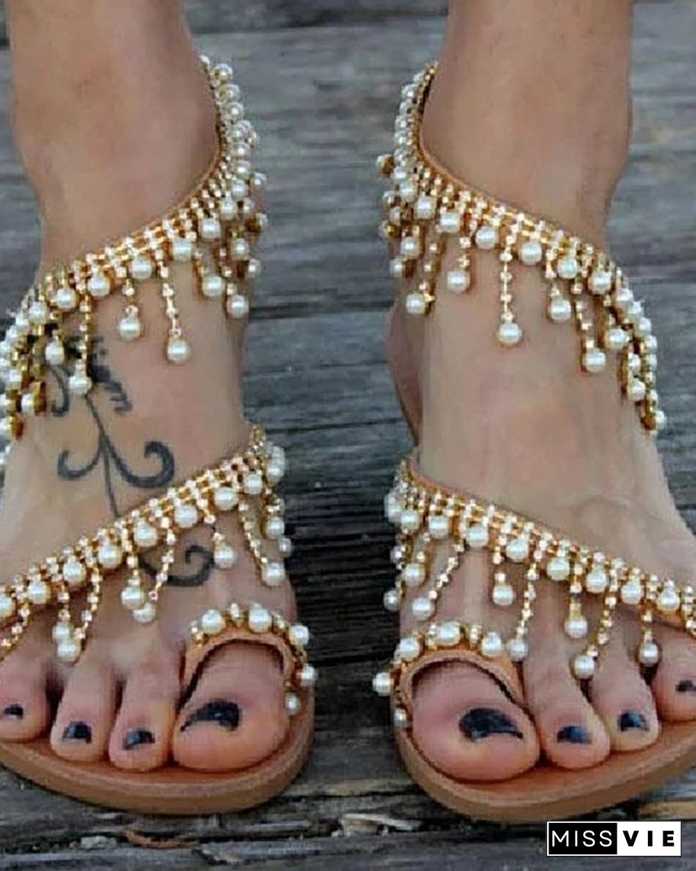 Shiny Embellished Toe Post Flat Sandals