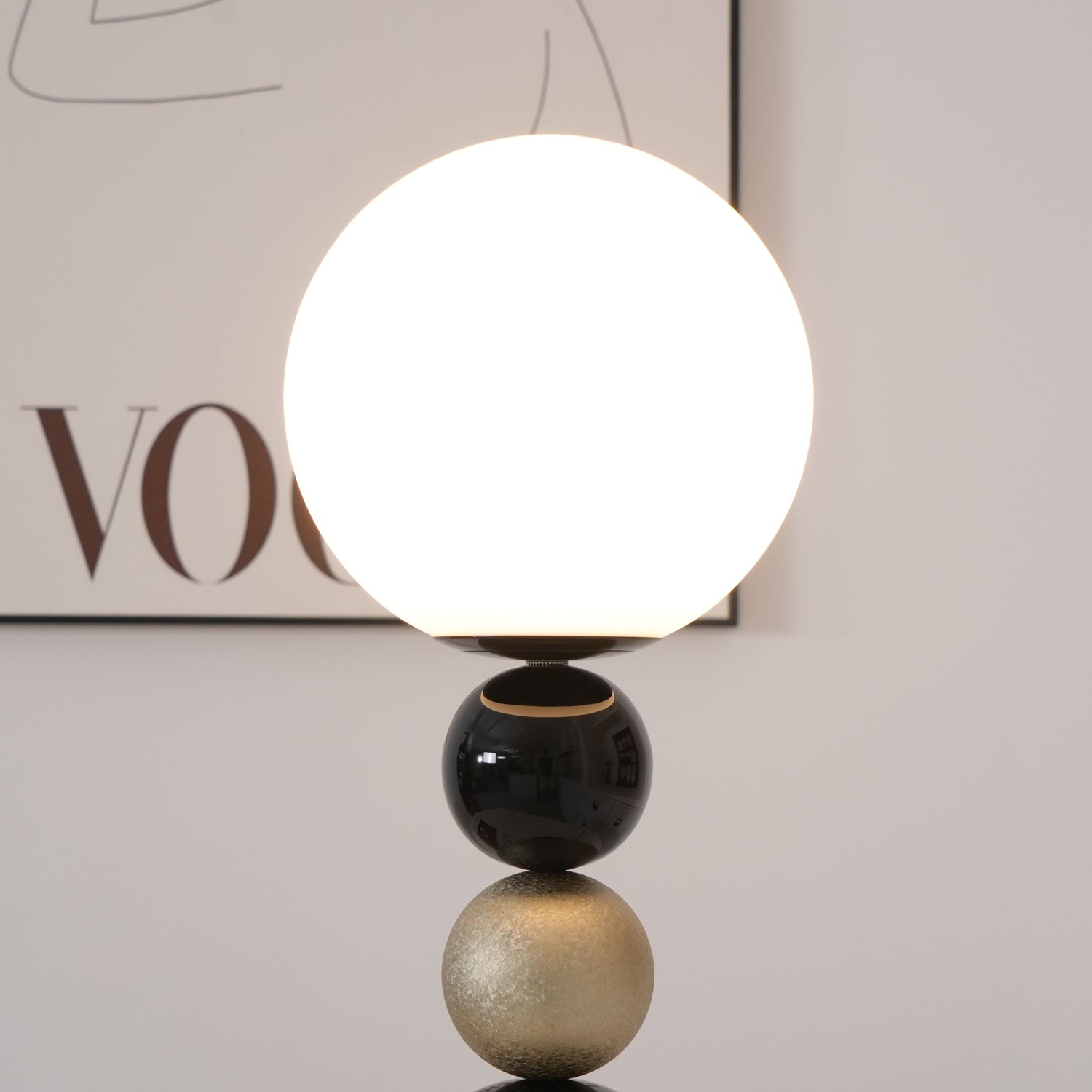 Round Balls Stacking Table Lamp