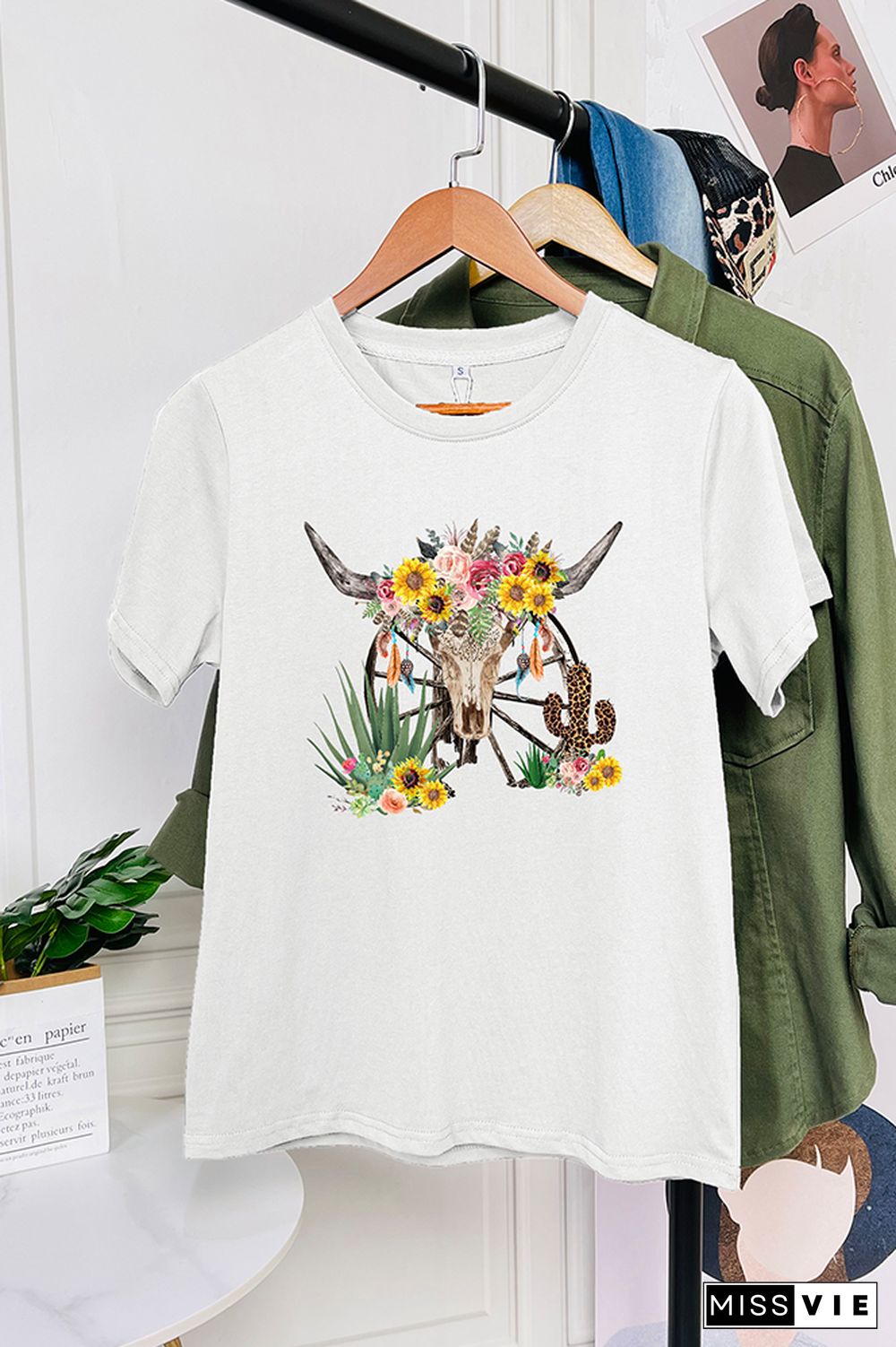 Wastern Cactuswith Rustic Cow Skull Short Sleeve Graphic Tee Wholesale