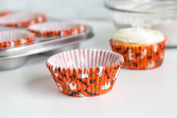 Fox Run 4983 Halloween Bake Cups  50 Count