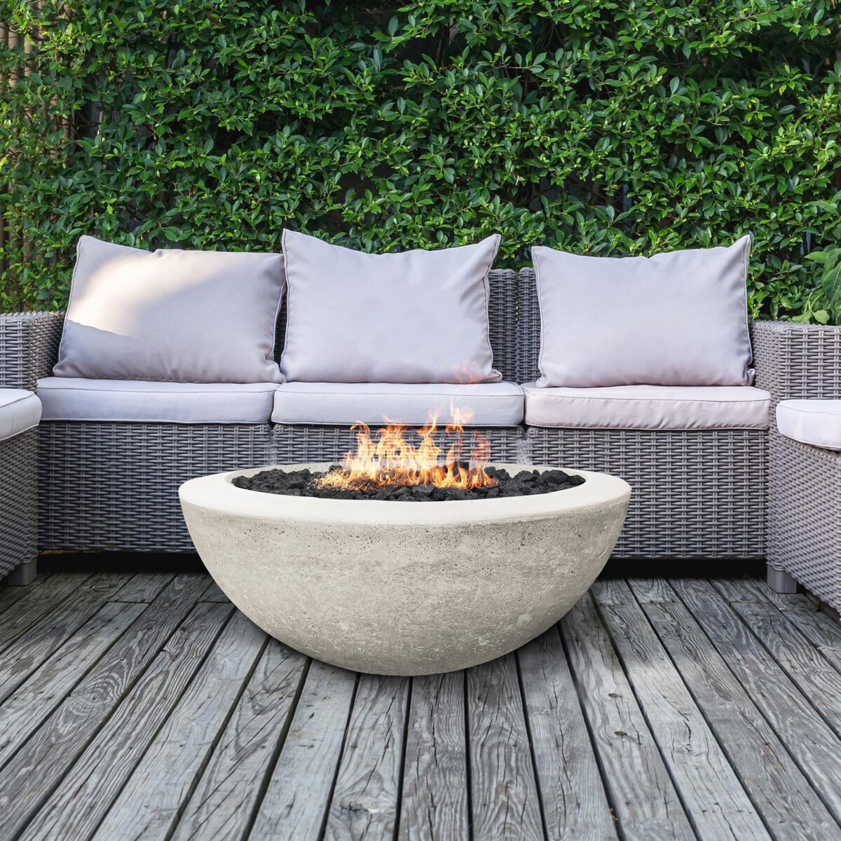 Lakeview Valley Bay 2 29-Inch Natural Gas Round Fire Bowl