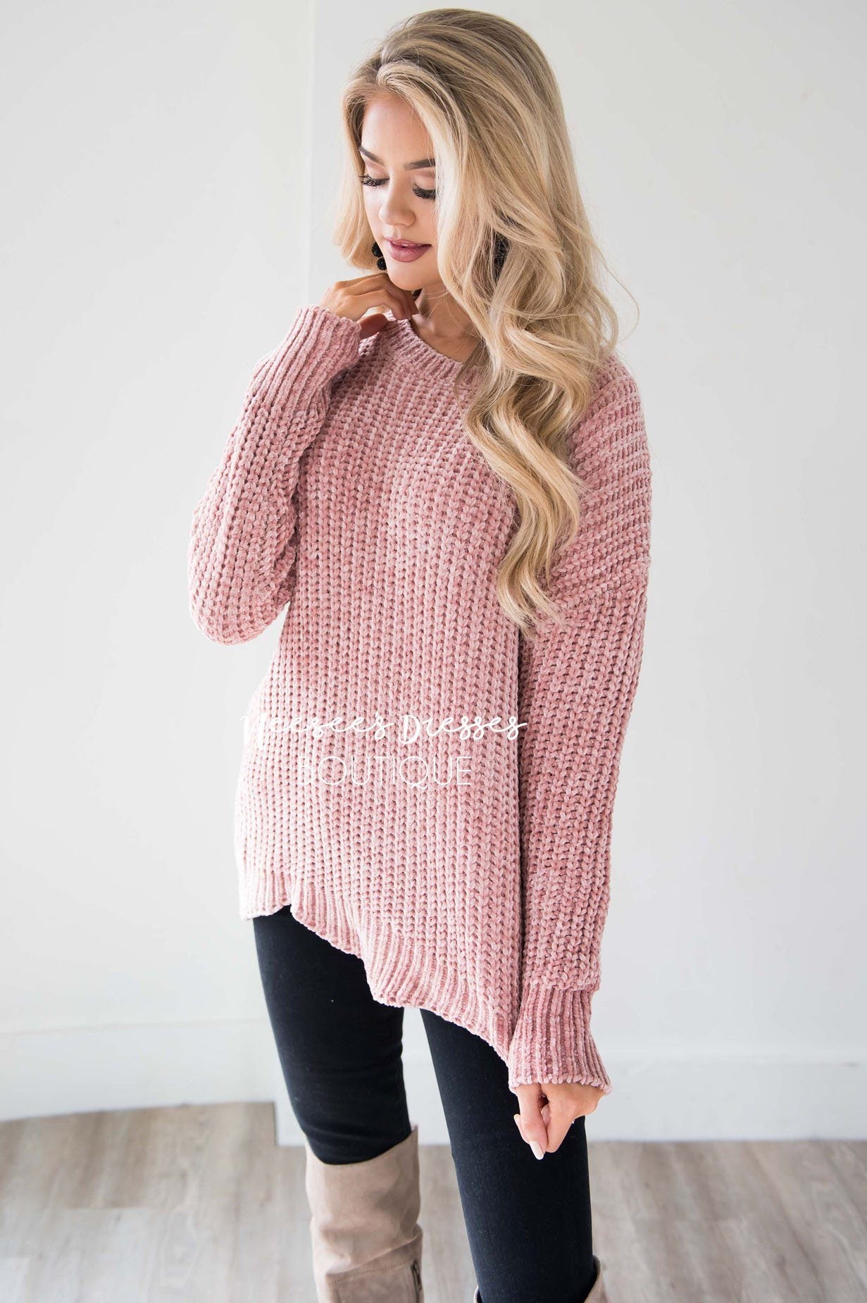 Starstruck By Love Scallop Hem Sweater