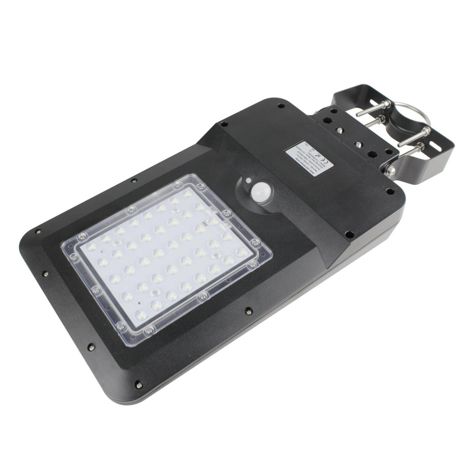 Wagan 800 Lumen Solar Powered Rechargeable LED Flood Light