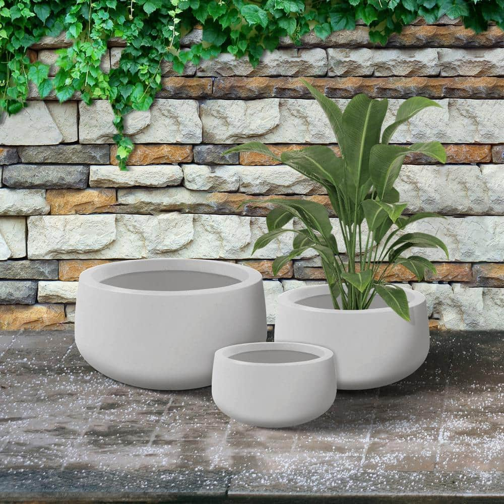 KANTE 19.6 in.， 15.7 in. and 11.8 in. W Round Pure White Concrete Elegant Planters Set of 3， Outdoor Indoor w/Drainage Holes RC0051ABC-C80011