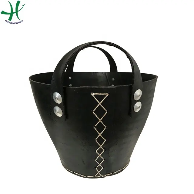 Round recycled rubber planters and plant pots with handles for easily carrying  wholesale products