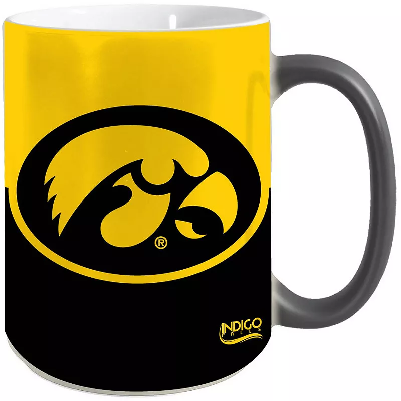 Iowa Hawkeyes 15oz. Reveal Mug