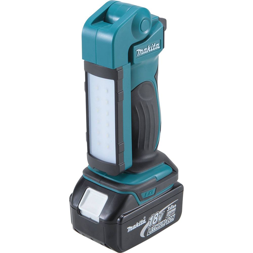 Makita DML801 18V LXT Lithium‑Ion Cordless 12 L.E.D. Flashlight