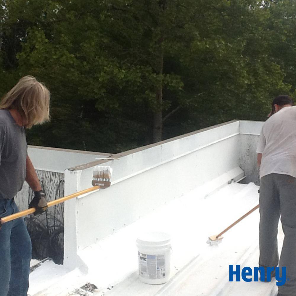 Henry 287 Solar-Flex White Acrylic Reflective Elastomeric Roof Coating 4.75 gal. HE287SF871