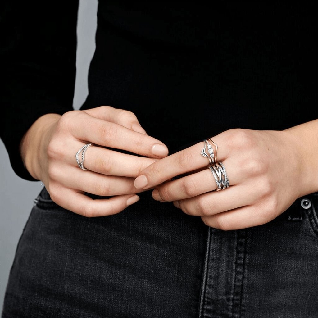 PANDORA  Sparkling & Polished Lines Ring