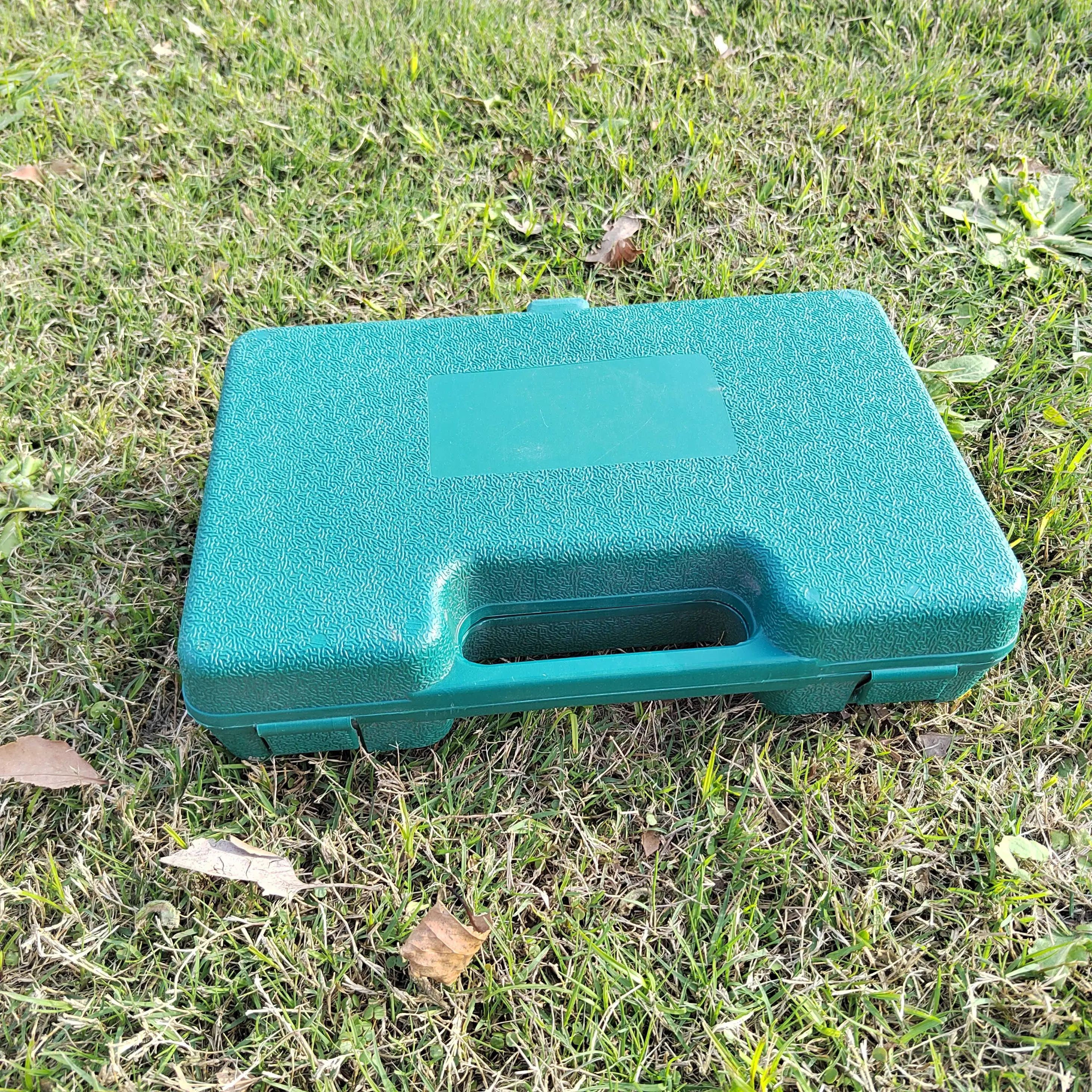 Wholesale 5 Pieces Gardening Hand Tools in Dark Green Color with Organizing Case