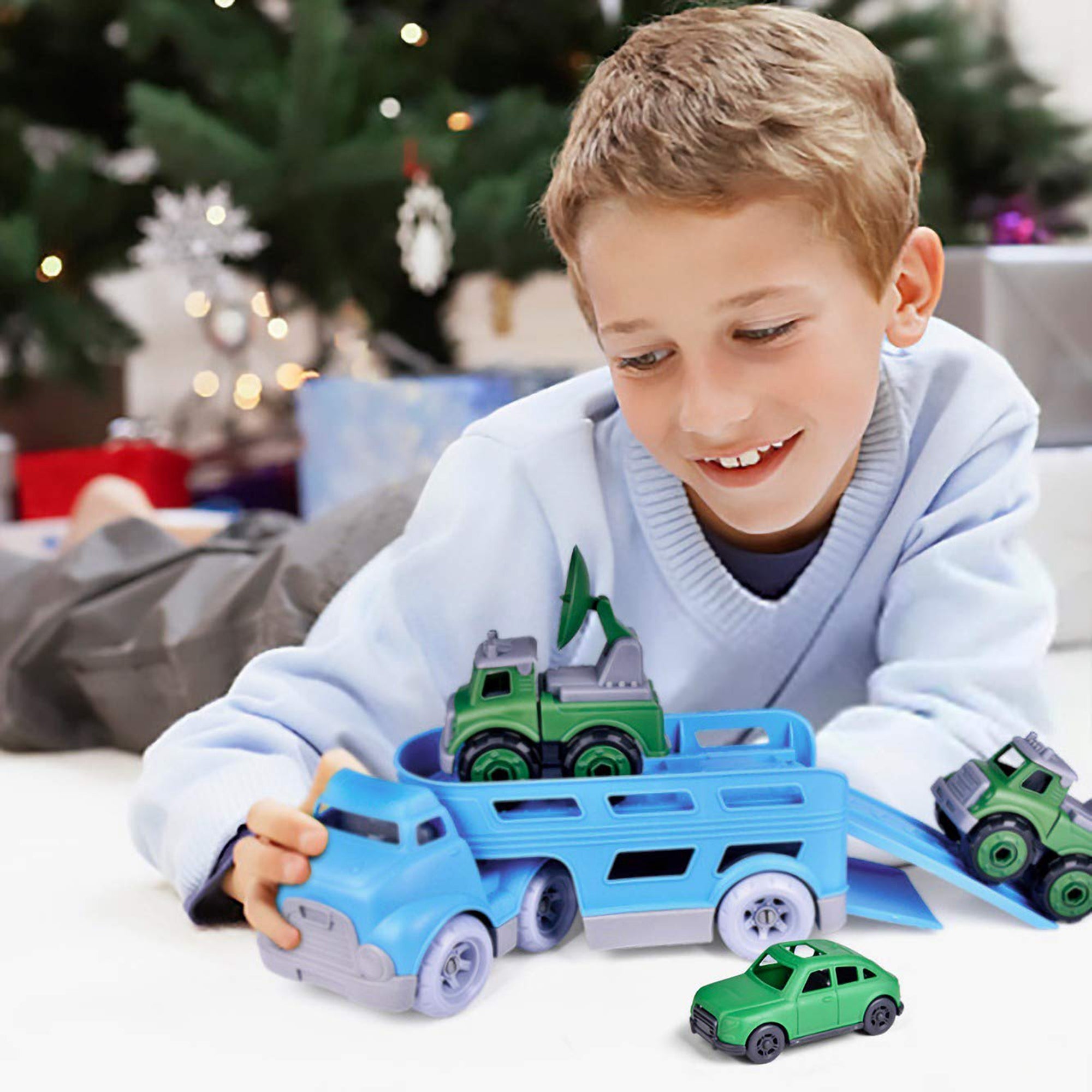 Fun Little Toys Friction Powered Car Carrier Truck Toy for Kids with 4 Military Pull Back Vehicles Set， Sandbox Toys Outside Toys Birthday Gifts for 2 Year Old Boy